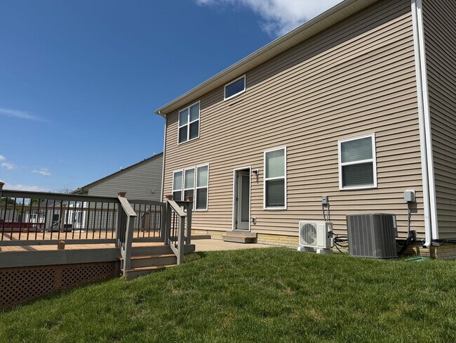 Building Photo - 3 BR/3BA | Newly Renovated Single Family Home | 1-Car Covered Parking | Gated backyard |Study and...