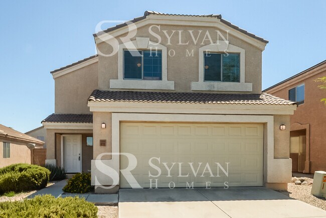 Building Photo - This is the home you have been waiting for!