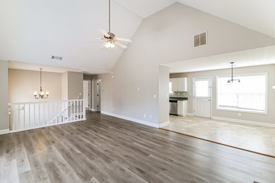 Building Photo - 248 Pebble Creek Dr