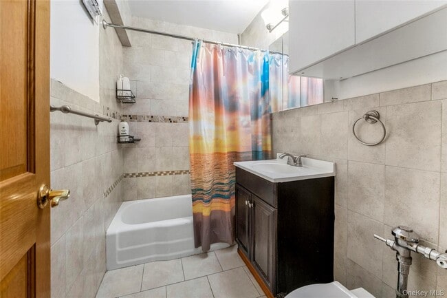 Building Photo - 108-50 62nd Dr