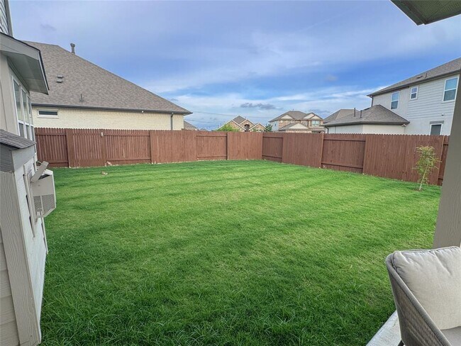 Building Photo - 4217 Dawn Lorraine Dr