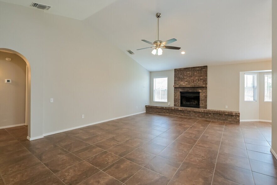 Building Photo - 10591 Elkridge Pl