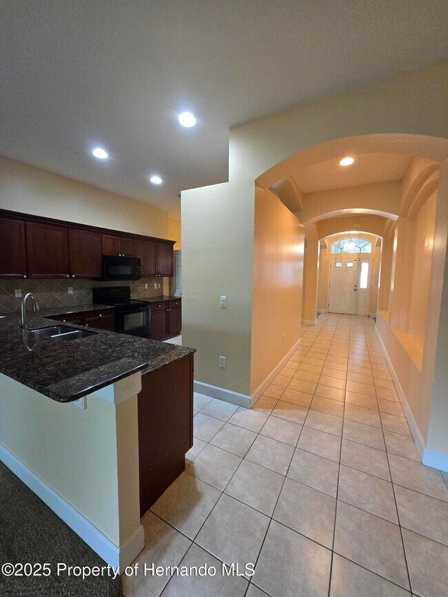 Building Photo - 5524 Brackenwood Dr