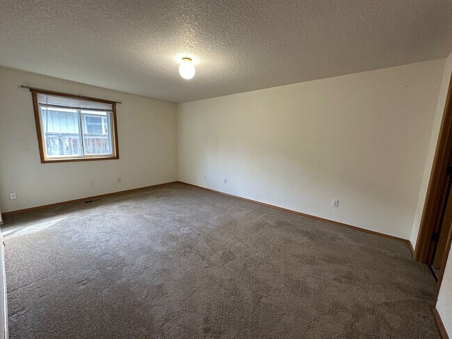 Building Photo - 1476 SW 218th Terrace