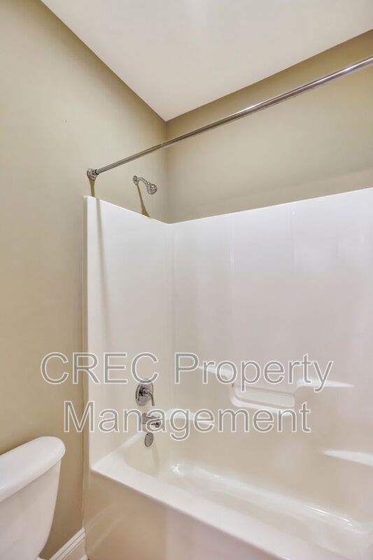 Building Photo - 258 Silver Cypress Cir