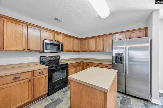 Building Photo - 153 Pennsylvania Ct