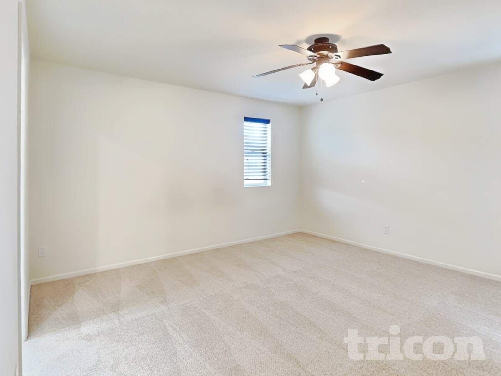 Building Photo - 21895 E Radcliff Cir