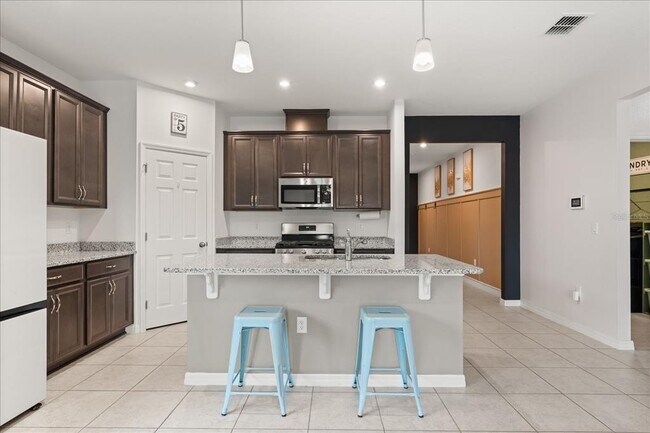 Building Photo - 8954 Crowned Eagle Dr