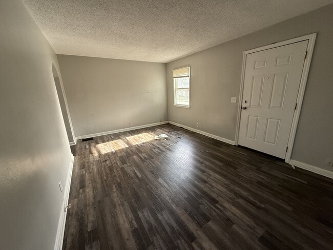 Building Photo - 3718 Charloe Ct