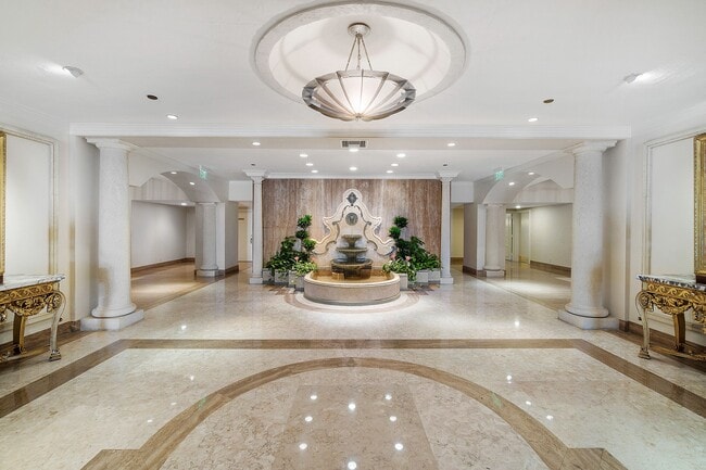 Building Photo - 150 Bradley Pl