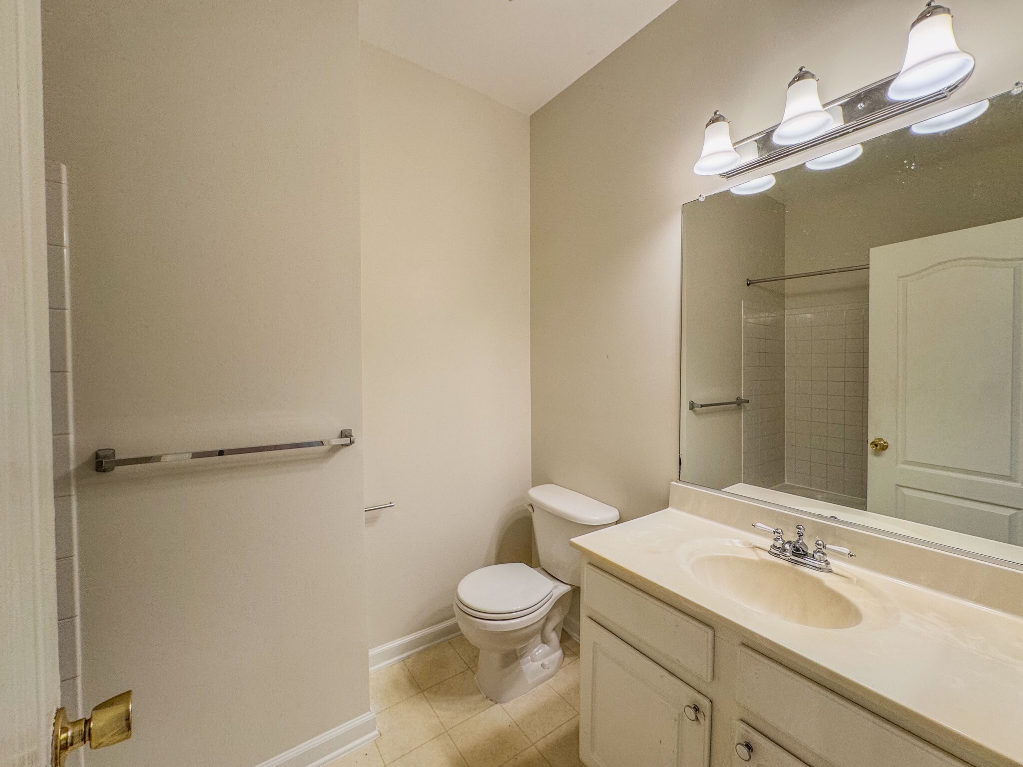 Building Photo - 8010 Pennington Dr