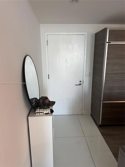 Building Photo - 1100 S Miami Ave