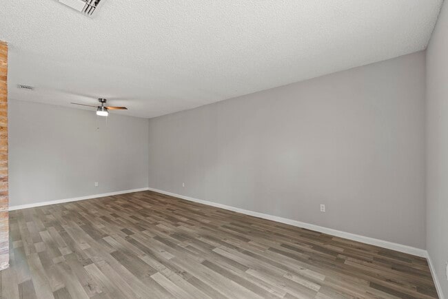 Building Photo - 3808 Corto St