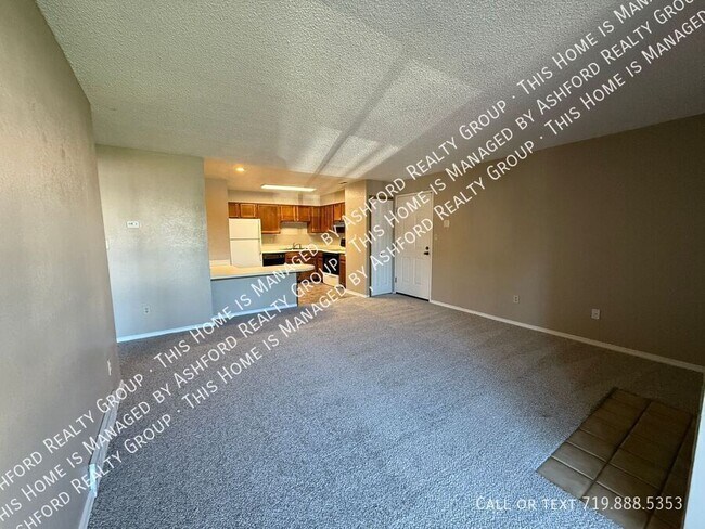 Building Photo - 1238 Firefly Cir