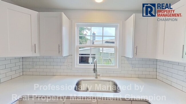 Building Photo - Recently Updated 2 BD/1 BA Home in the Heart of Wilmington