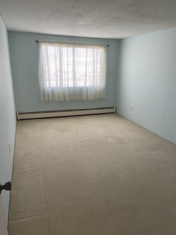 Building Photo - 1 Lancelot Court