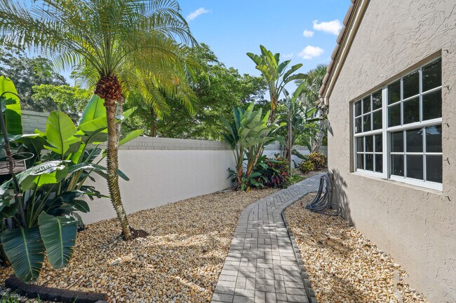 Building Photo - 7546 Ironbridge Cir