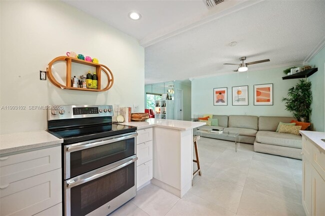 Building Photo - 350 NE 59th St