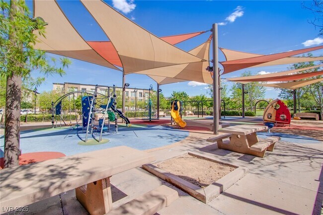 Building Photo - 2758 Pellaro Walk