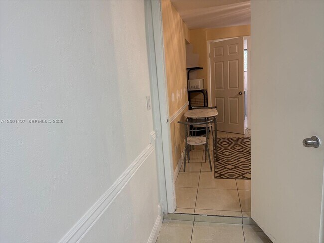 Building Photo - 2021 Wilmington St