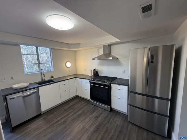 Building Photo - 2709 Eton Rd