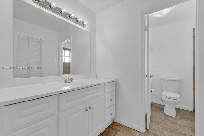 Building Photo - 13561 SW 62nd St