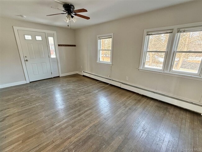 Building Photo - 4 Riverview Ave