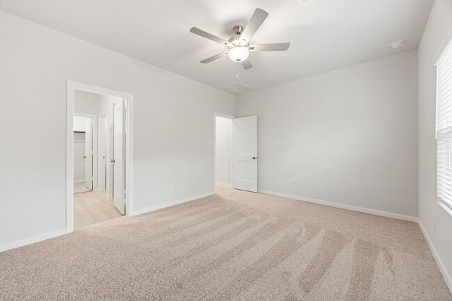 Building Photo - 302 Brazen Forest Trl