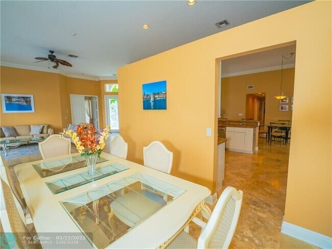 Building Photo - 20107 Ocean Key Dr