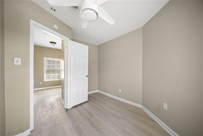 Building Photo - 92 Ormond St SE
