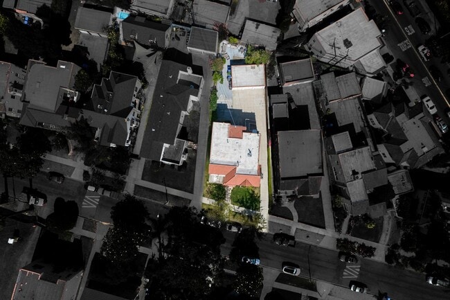 Building Photo - 1038 S Citrus Ave