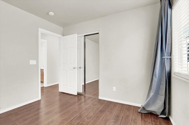 Building Photo - 6909 Graceful Cloud Ave