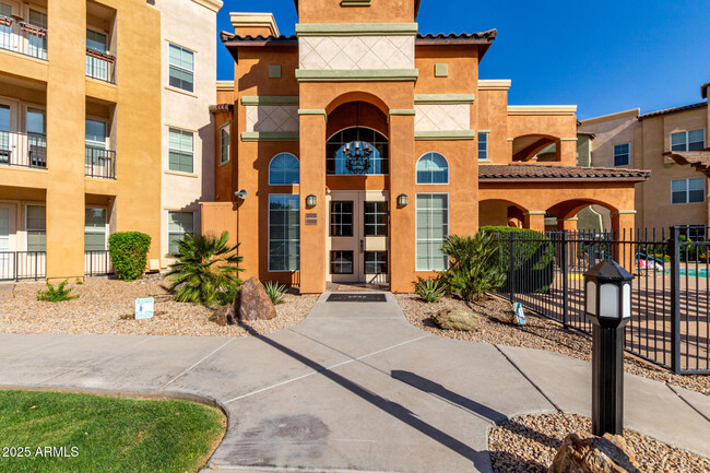 Building Photo - 14575 W Mountain View Blvd