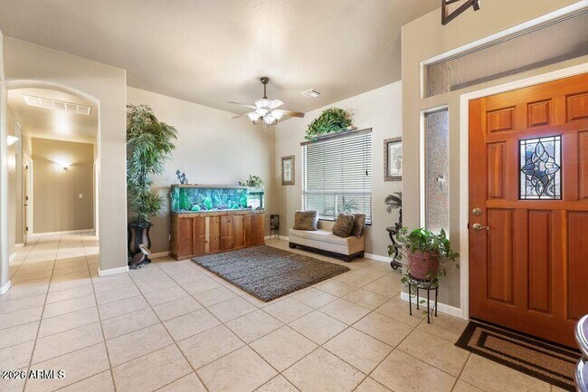 Building Photo - 37005 N 7th St