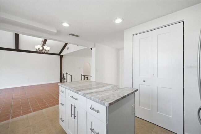 Building Photo - 7527 Hatteras Dr