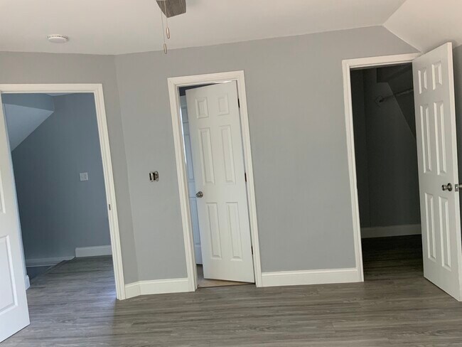 Bedroom 2- walk-in closet - 3816 Byers Ave