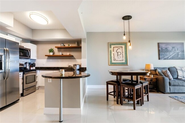 Building Photo - 7270 SW 88th St