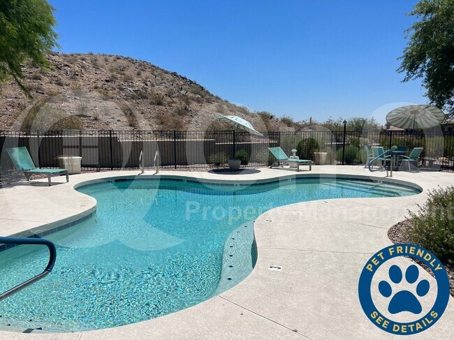 Primary Photo - 3236 E Chandler Blvd