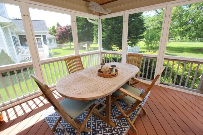 Building Photo - Discover the allure of year-round living i...