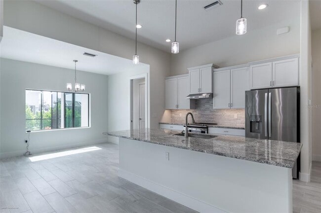 Building Photo - 9445 Galaxie Cir