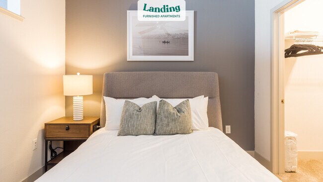 Building Photo - 6301 N Klamm Rd