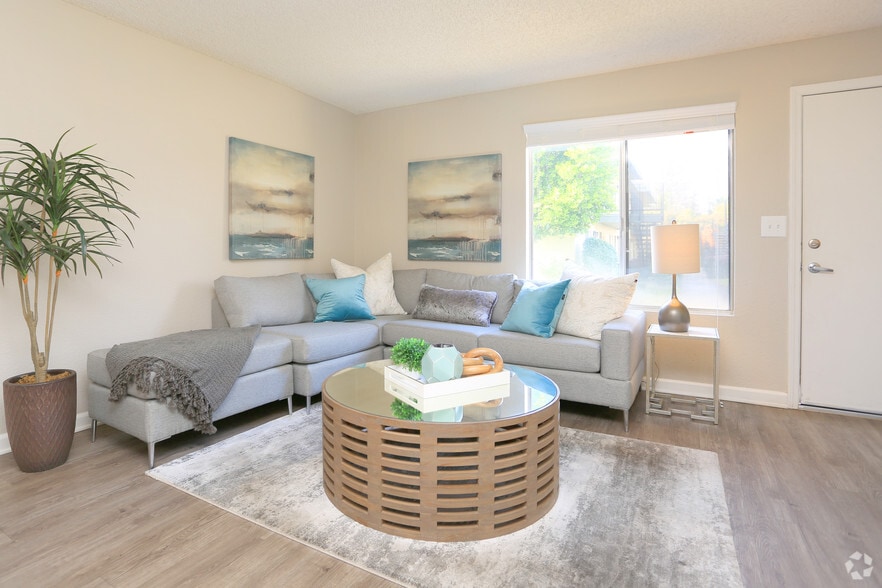 The Luxe Apartments 2501 Hurley Way Sacramento CA 95825 Apartment