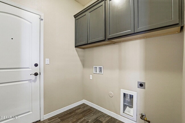 Building Photo - 2157 Honour Point Pl