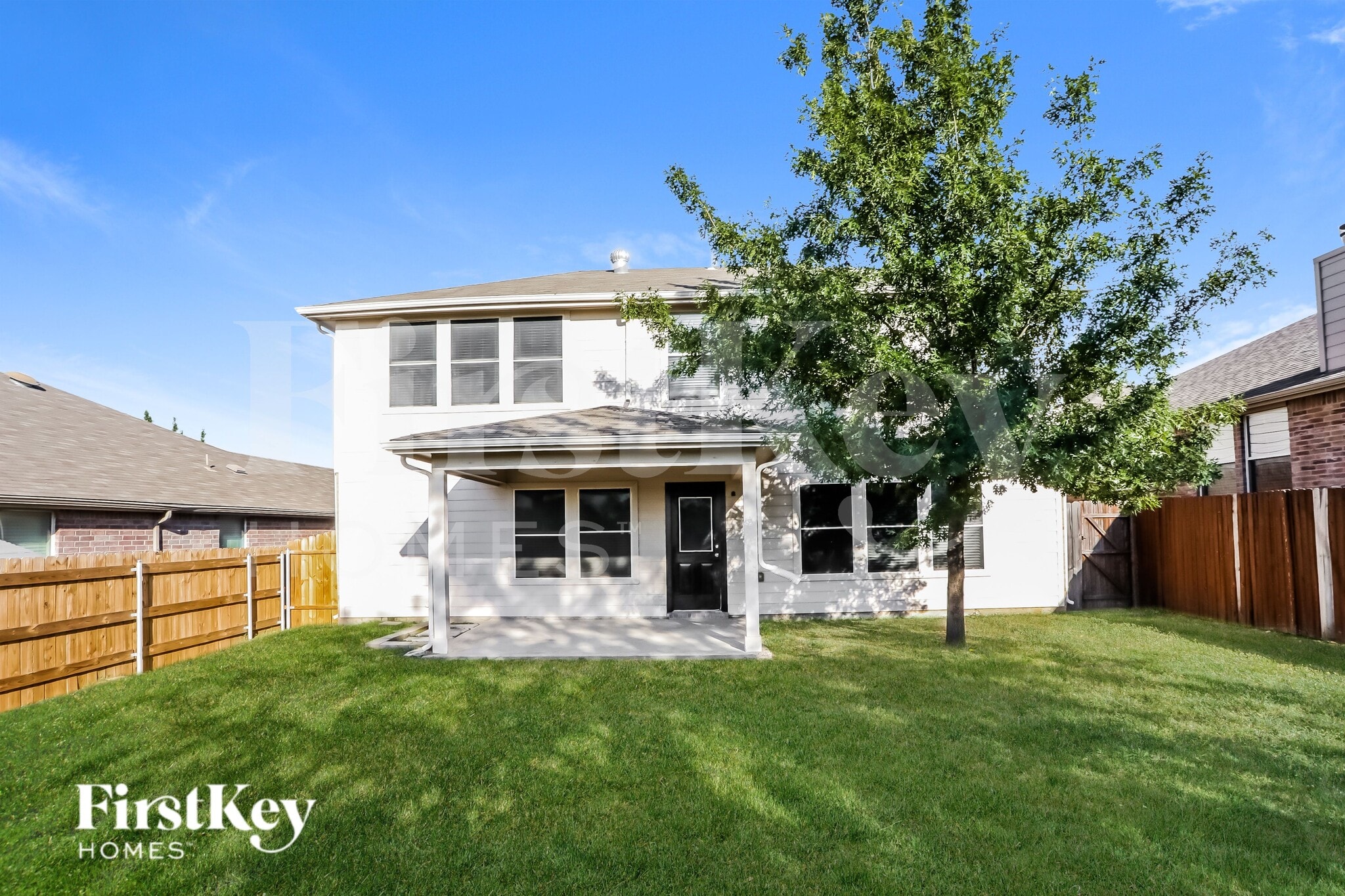 Building Photo - 13925 Walnut Canyon Ct