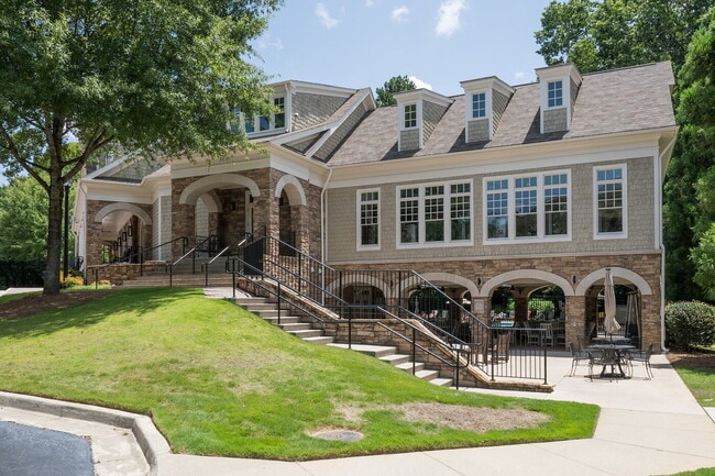 Building Photo - 200 River Vista Drive