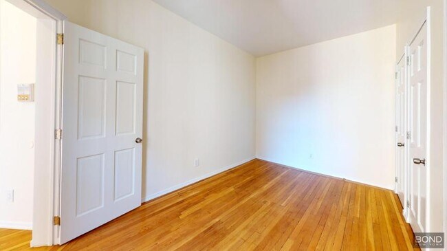Building Photo - 1 bedroom in NEW YORK NY 10014