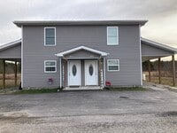 Building Photo - Laurel Flats LLC.