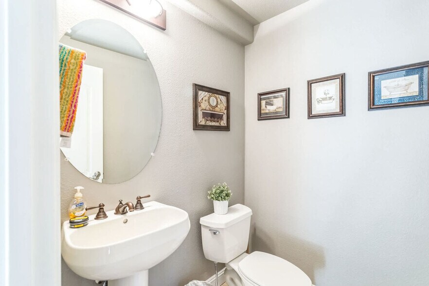 Building Photo - 3790 Tasha Ct