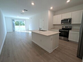 Building Photo - BRAND NEW 3 Bedroom, 2.5 Bath Townhome located on the Westside - CLOSE TO NAS JAX, RESTAURANTS, S...