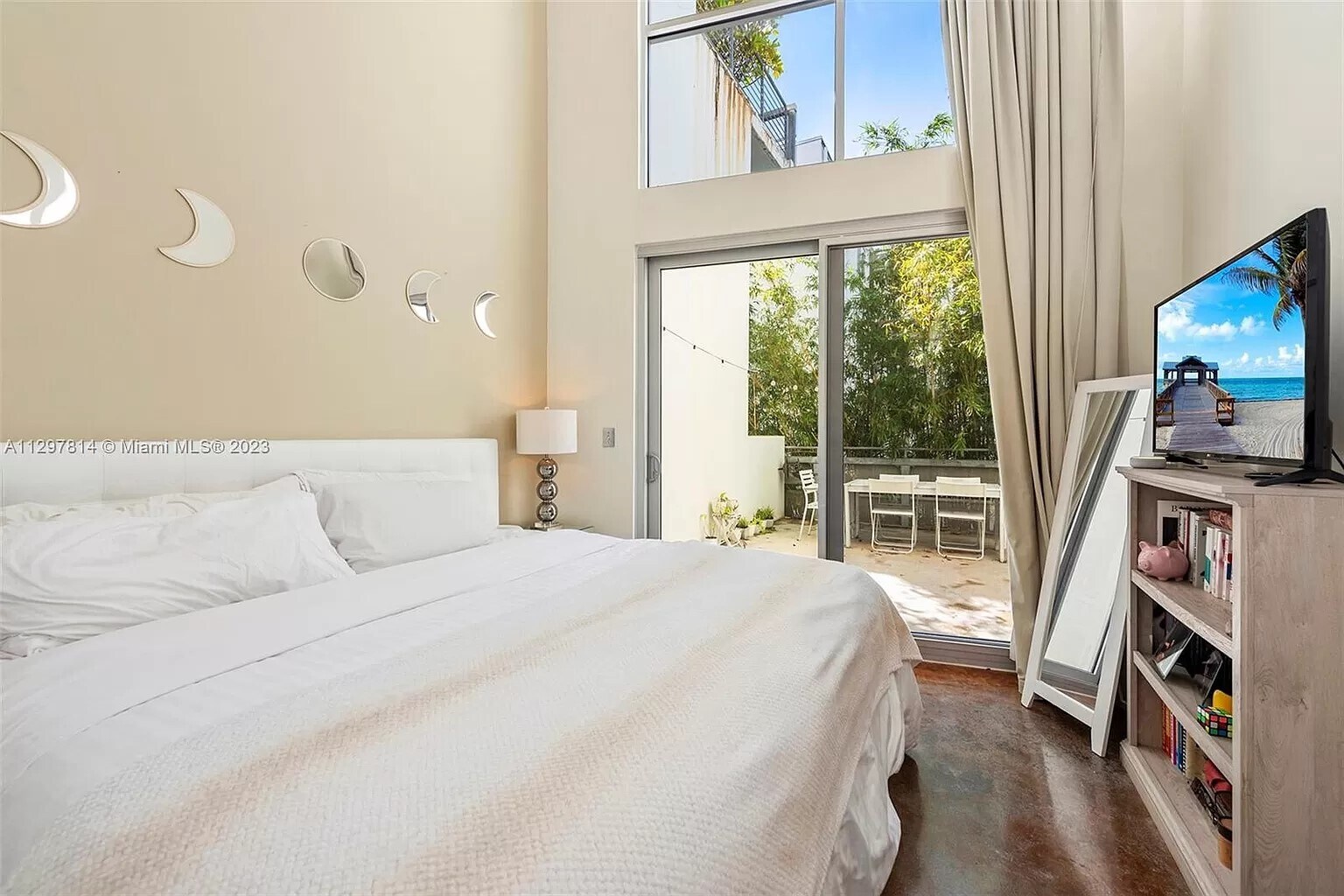 Building Photo - 221 Jefferson Ave